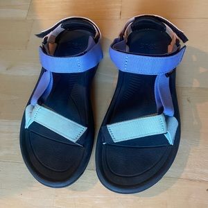 Teva Hurricane XLT 2 Sandal (Size 6)